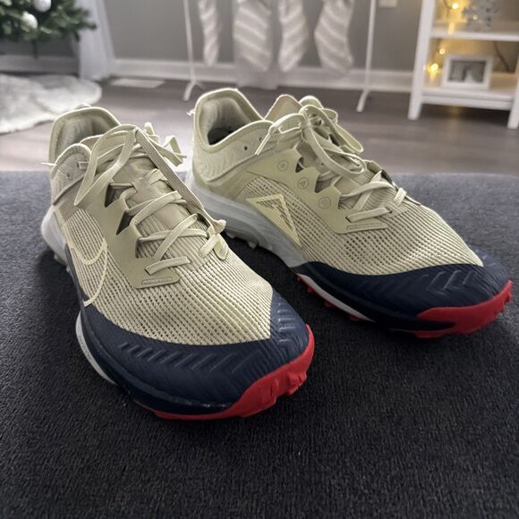 Nike Air Zoom Terra Kiger 8 Olive Aura Mens Size 13 DH0649-300 Trail Sneakers - Picture 3 of 7